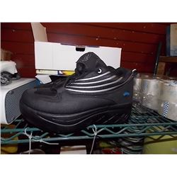 NEW FLYING SHOES - 1 PAIR