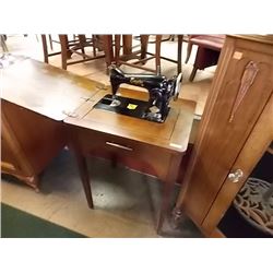 EMPIRE VINTAGE ELECTRIC SEWING MACHINE IN CABINET