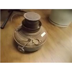 VINTAGE OIL HEATER / LAMP
