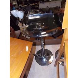 HYDRAULIC BAR STOOL