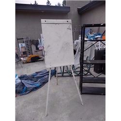 LARGE WOOD EASEL
