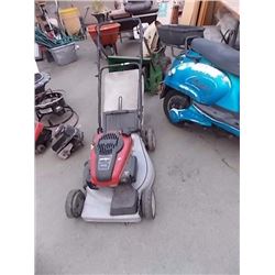 YARD PRO LAWN MOWER - GAS - REAR BAG INCLUDED