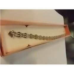 BRACELET - LADIES TENNIS BRACELET - RETAIL ESTIMATE $325