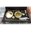 Image 1 : GOLD BALANCE SCALE IN CASE