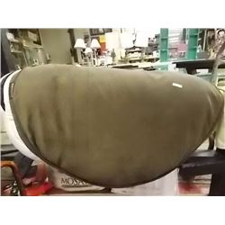 LARGE DOG BED - STR