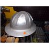 Image 1 : VINTAGE ALUMINUM HARD HAT