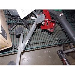 SAW HORSE BRACKETS(2) & 4 SUCTION CUP