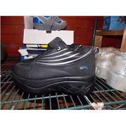 NEW FLYING SHOES - 1 PAIR