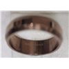 Image 2 : RING - BROWN BEVELLED STAINLESS STEEL RING - RETAIL ESTIMATE $200