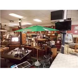 NEW PATIO UMBRELLA - PILSNER - GREEN