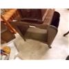 Image 1 : VINTAGE MAGAZINE END TABLE