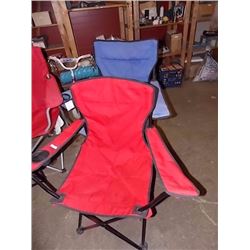 FOLDING CAMP CHAIR - RED & BLUE