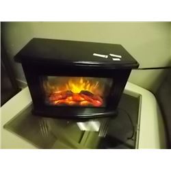 SMALL ELECTRIC FAN HEATER