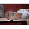 Image 1 : VINTAGE WOOD CRATE