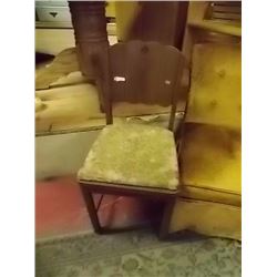 VINTAGE SIDE CHAIR