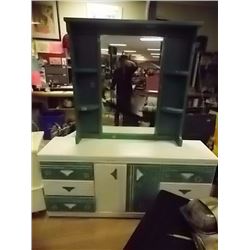 SHABY SHEEK SIDE BOARD & HUTCH