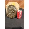 Image 5 : Virgin Mary Holding Baby Jesus Wall Plaque Bronze Sculpture