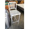 Image 2 : PARI OF METAL BAR STOOLS