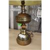 Image 2 : PAIR OF WOOD AND BRASS LAMPS