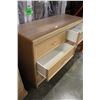 Image 2 : 6 DRAWER OAK DRESSER