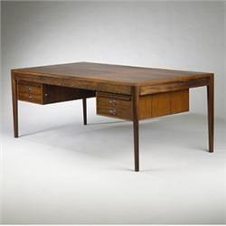 Finn Juhl Diplomat desk