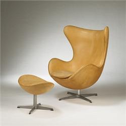 Arne Jacobsen Egg chair and ottoman