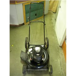 BRIGGS-N-STRATTON GAS LAWNMOWER