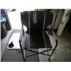 Image 1 : FOLDING DECK CHAIR WITH SIDE TABLE