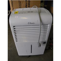 SMALL AIR CONDITIONER