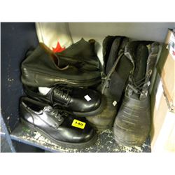 2 PAIRS OF BOOTS/PAIR OF SHOES/PAIR OF GALOSHES
