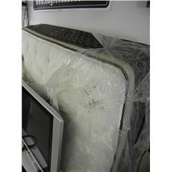NEW KING PILLOW TOP MATTRESS (MATTRESS ONLY/OPEN PACKAGE/MAY HAVE DIRT MARKS)