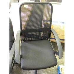 MESH BACKED SWIVEL OFFICE CHAIR