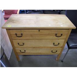 VINTAGE 3 DRAWER LOCKING OAK DRESSER