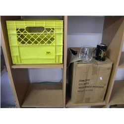 BOX OF COFFEE CUPS/BOX OF GLASSWARE