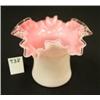 Image 1 : FENTON Peach Crest 5" Vase Circa 1940s