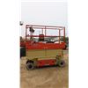 Image 2 : 2015 JLG MODEL 2632ES ELECTRIC SCISSOR LIFT 25-FOOT REACH, 46 HOURS