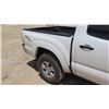 Image 15 : 2006 TOYOTA TACOMA PICKUP TRUCK, QUAD CAB, 4WD, V6 MOTOR, 298,565 MILES