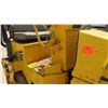 Image 10 : 2006 SAKAI MODEL SW320 39" DOUBLE DRUM RIDE-ON DIESEL ROLLER, 1216 HOURS