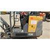 Image 4 : 2012 VOLVO EC20C MINI EXCAVATOR, 1375 HOURS