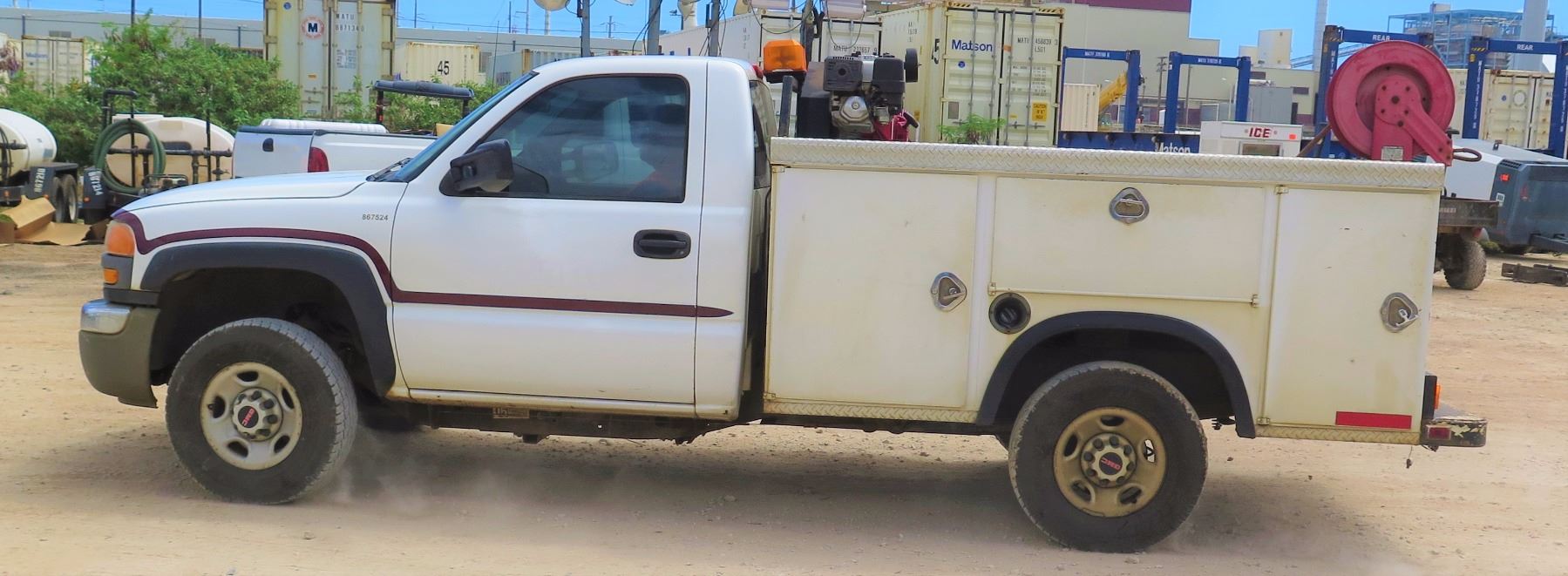 Gmc Service Rig 05 GMC SERVICE TRUCK w/GAS COMPRESSOR 135048 Miles - Oahu Auctions