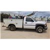 Image 3 : 05 GMC SERVICE TRUCK w/GAS COMPRESSOR 135048 Miles