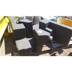 CONTENTS OF PALLET: 3 PLASTIC FUEL TANKS
