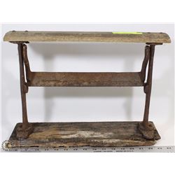 4) ANTIQUE 12" EDDY HULL CANADA MEAT WRAPPER