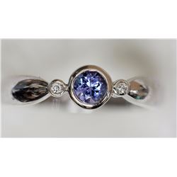 10KT WHITE GOLD TANZANITE & DIAMOND RING
