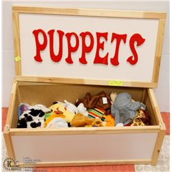 17) PUPPET TOY BOX WITH 50 PUPPETS