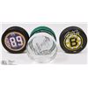 Image 1 : LOT OF 4 AUTOGRAPHED + COLLECTOR PUCKS