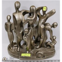 AUSTIN " FAMILY IN PARK" SIGNED  STATUE