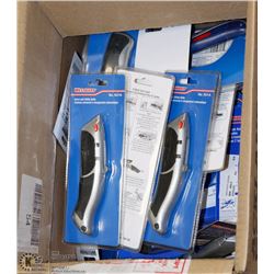BOX OF WESTWARD AUTO LOAD UTILITY KNIVES
