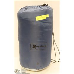 VENTURE 3 LB FULL-SIZE SLEEPING BAG 2-WAY