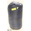 Image 1 : VENTURE 3 LB FULL-SIZE SLEEPING BAG 2-WAY